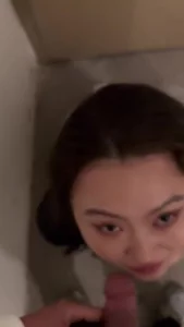 马鞍山露脸调教喝尿新婚没满一年的人妻母狗3